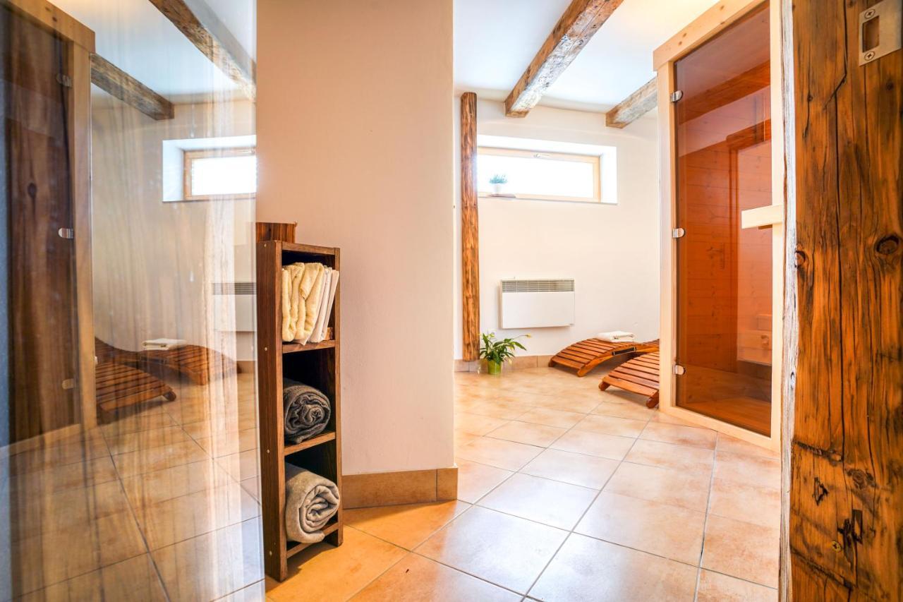 Cakyho Kuria - Mezonetovy Apartman S Krbom A Saunami Смижаны Экстерьер фото