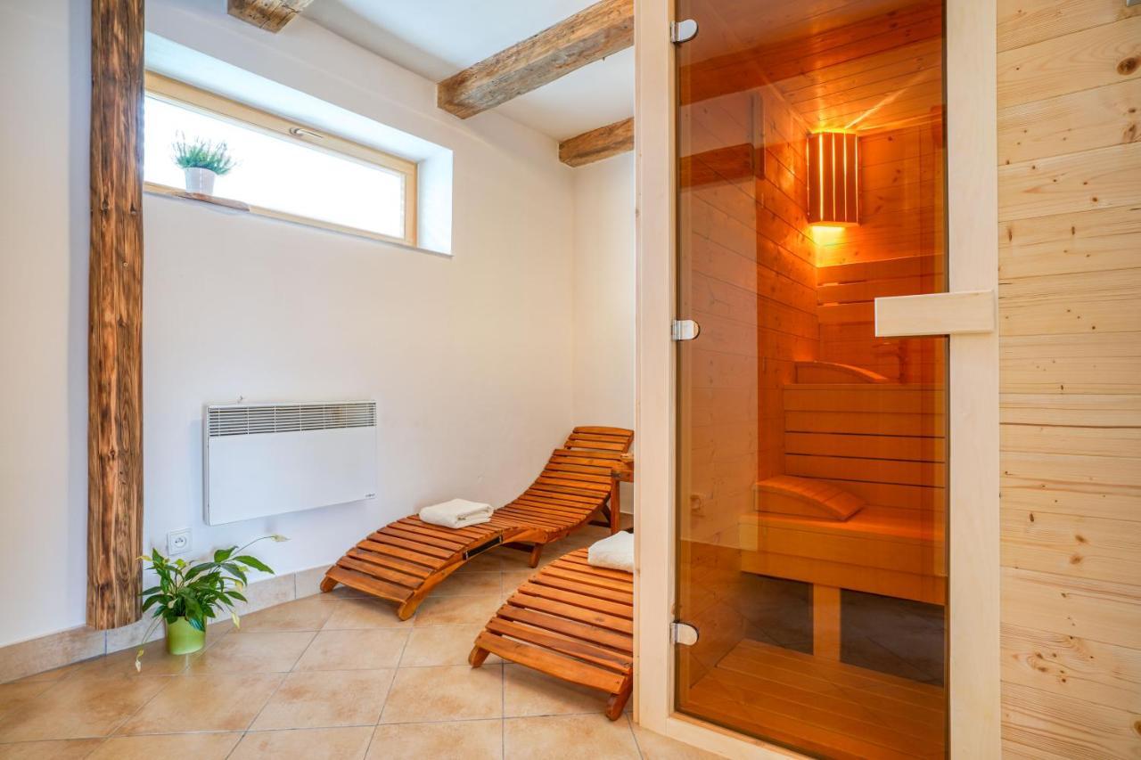 Cakyho Kuria - Mezonetovy Apartman S Krbom A Saunami Смижаны Экстерьер фото