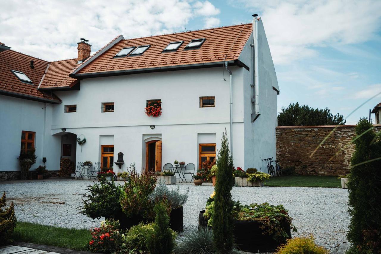 Cakyho Kuria - Mezonetovy Apartman S Krbom A Saunami Смижаны Экстерьер фото